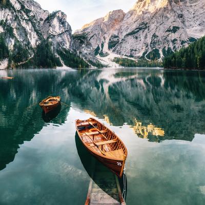 00140 Bote Am Braies