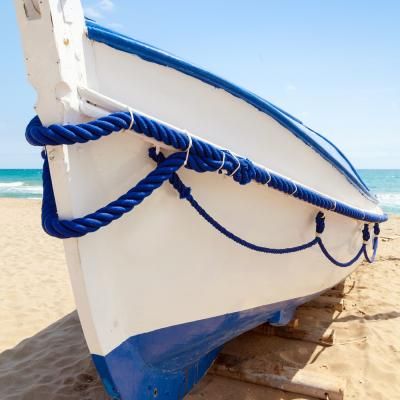 00026 Fischerboot Blauweiss